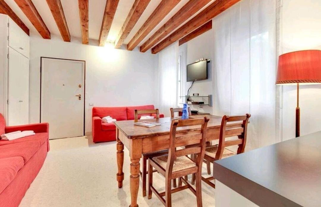 Pergola Apartment - Beautiful And Cozy Space On The Water Veneza Exterior foto